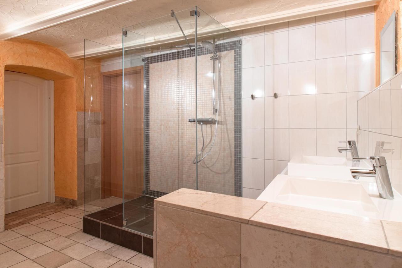 קדלינבורג Salon Am Schlossberg מראה חיצוני תמונה